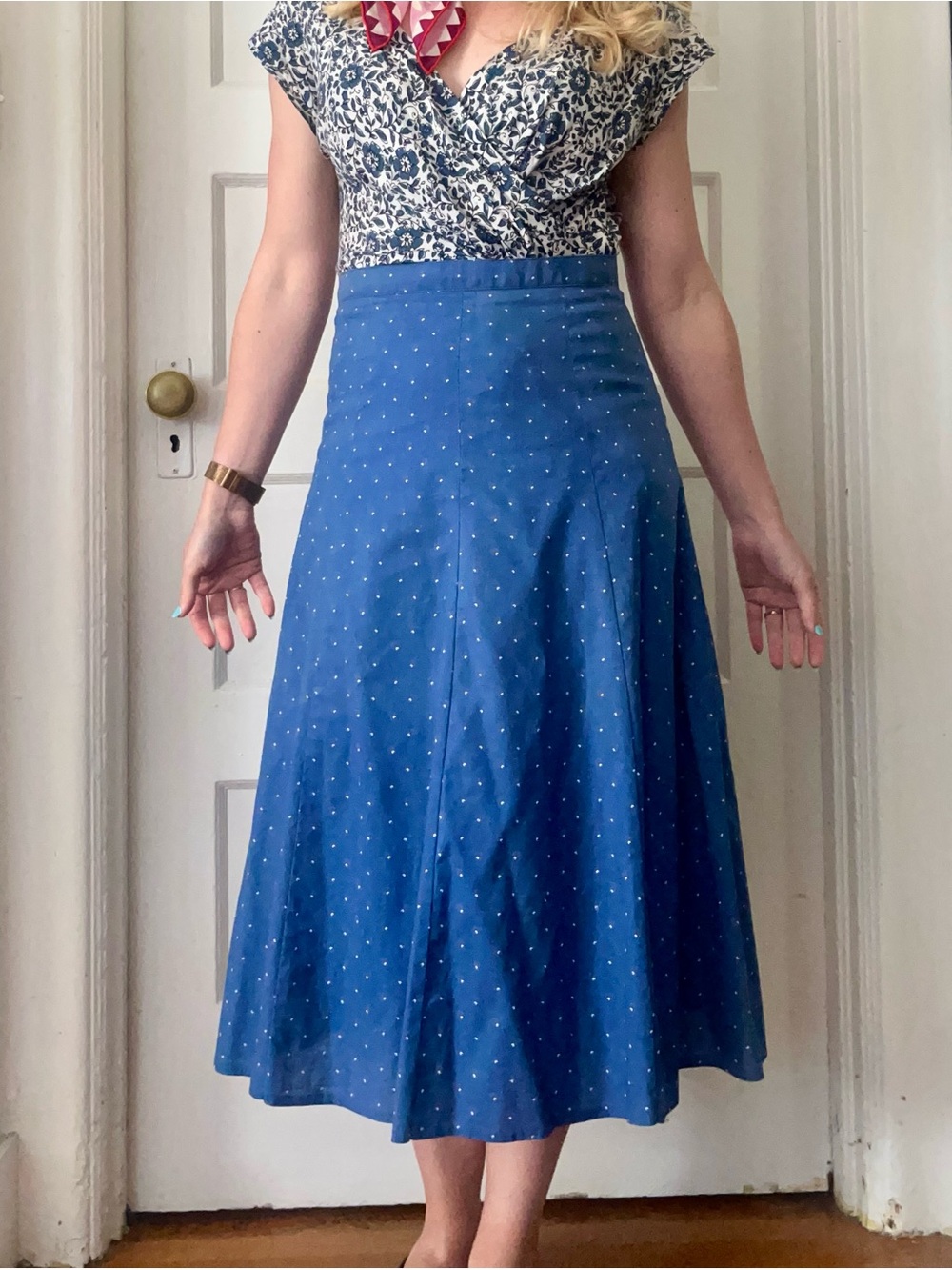 Vintage Midi blue ditsy floral gored skirt a-line